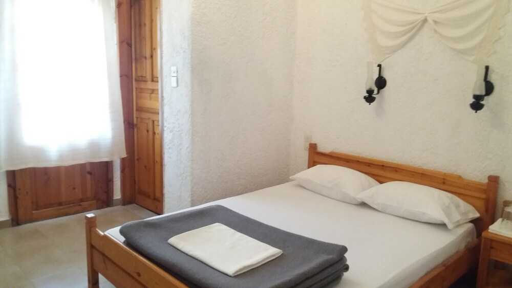 Hotel Maria — Keratsini — photo 5
