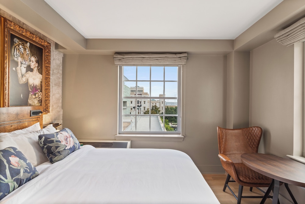 Hotel Indigo Baton Rouge Downtown by IHG - photo 62