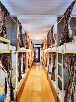 Dormitory World Ac 24 Hours - last minute hotel in Mumbai