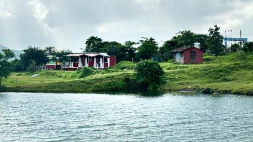 Hotel Mauli Agro Farm Dam View Resort in Satara, India