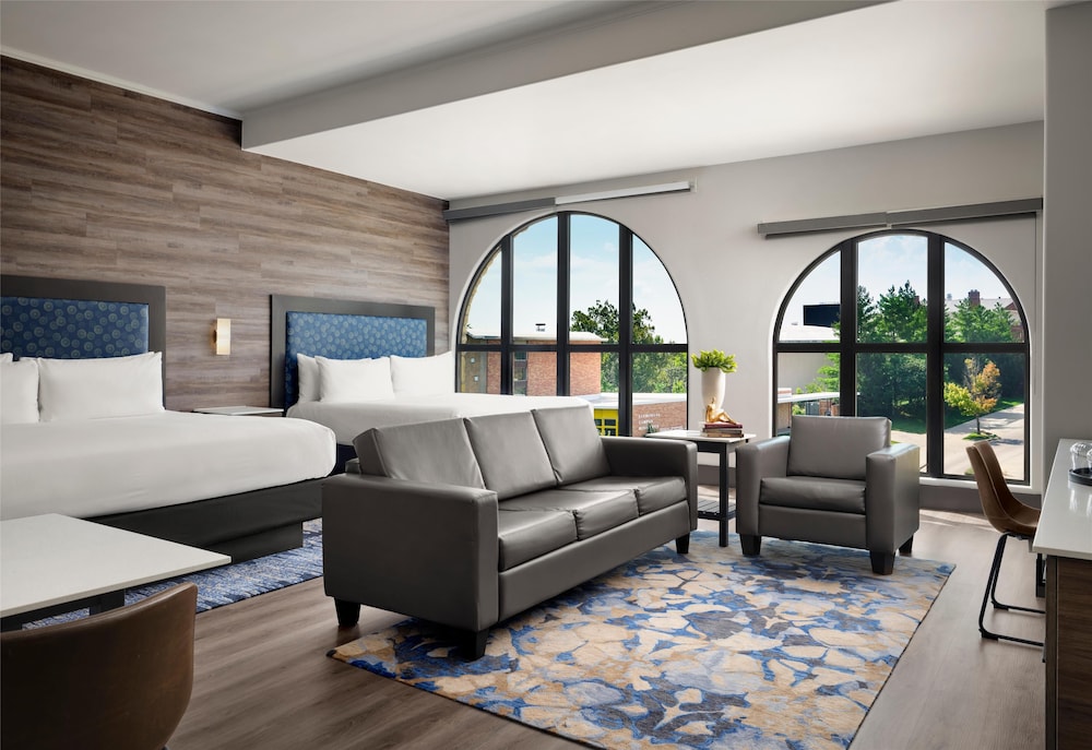 The Oread Lawrence Tapestry Collection by Hilton - photo 68