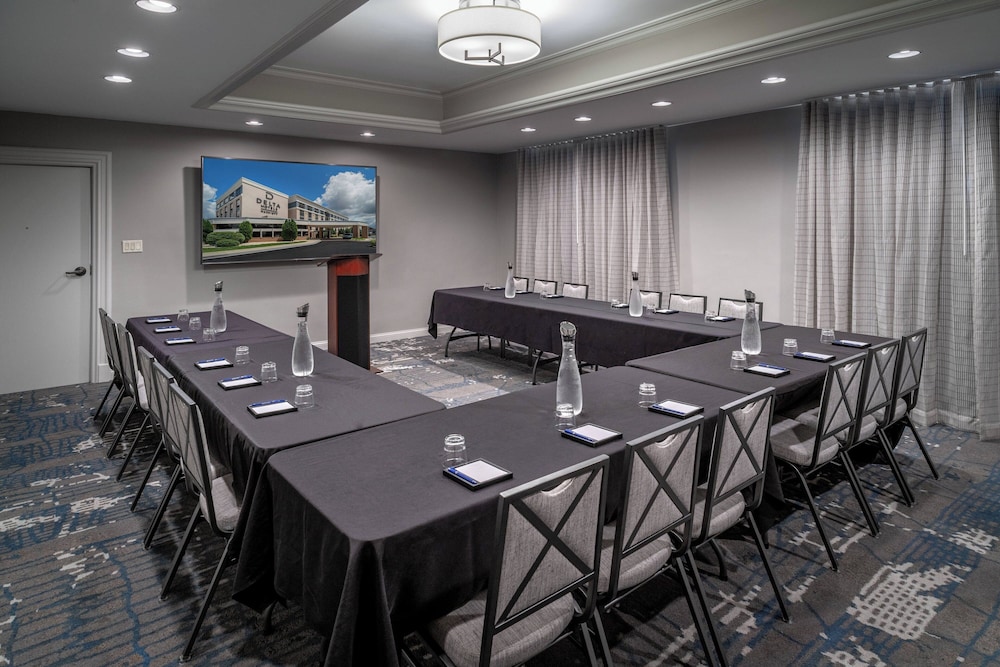 Delta Hotels by Marriott Huntington Downtown - photo 28