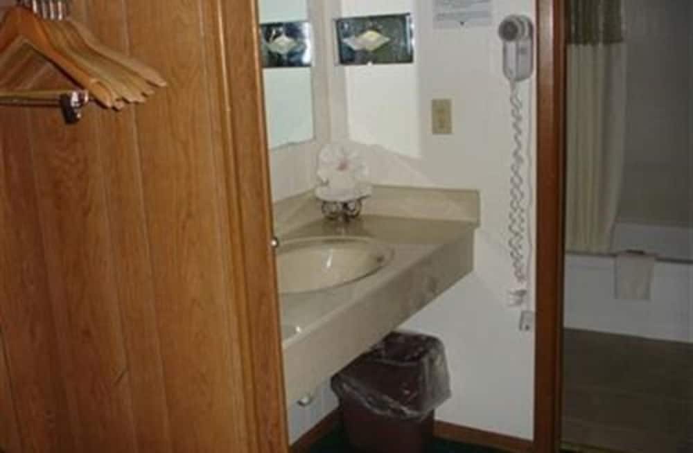 Georgetown Mountain Inn - photo 29