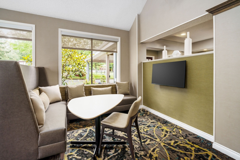 Residence Inn by Marriott Seattle Bellevue - photo 2