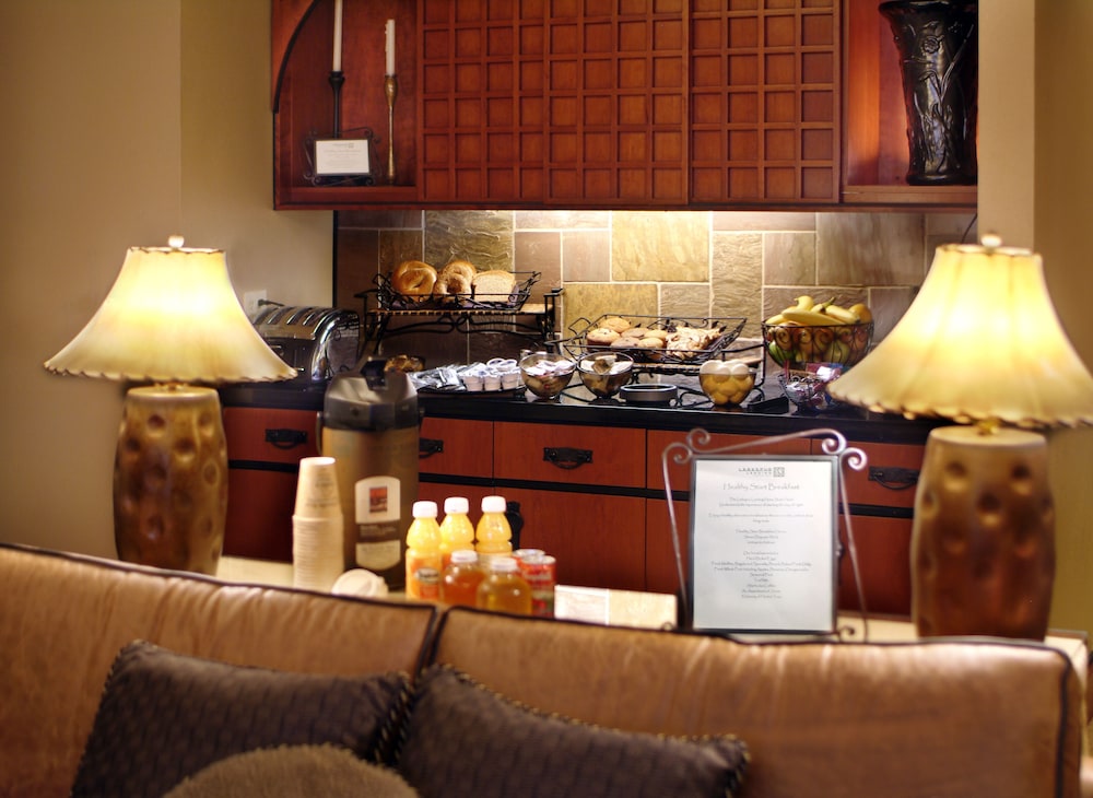 Larkspur Landing Extended Stay Suites Roseville - photo 25