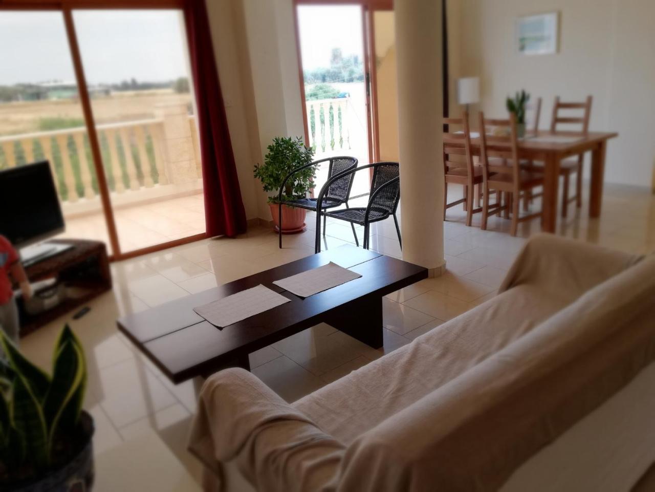 Marlen's Place near Paphos Airport — 4-Star Luxury Hotel in Paphos, Cyprus