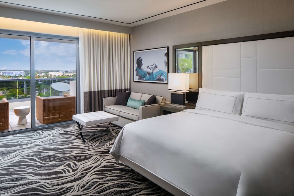 Hilton Miami Aventura - photo 12