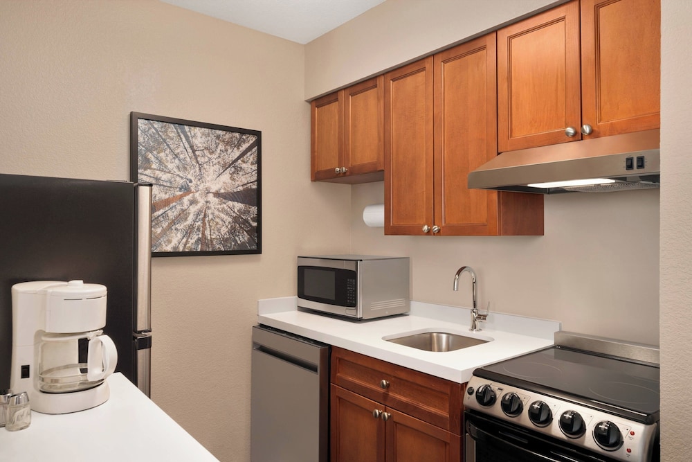 TownePlace Suites by Marriott Springfield - photo 14