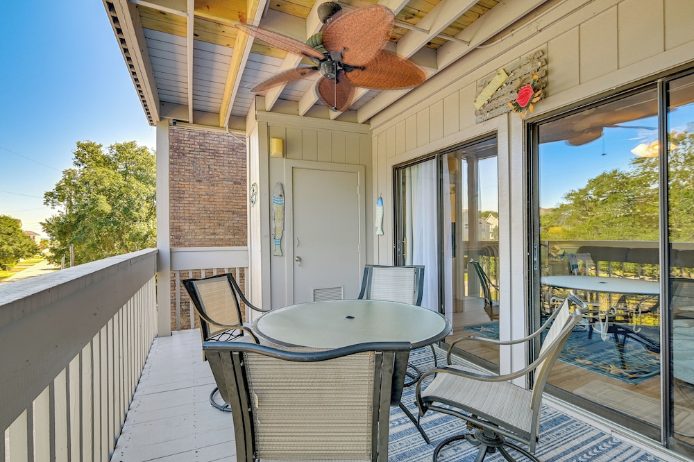 Walk to Beach: Gem w Balcony in Sea Grove Resort - photo 13