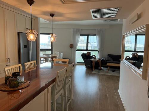 Seaside Court Retreat By IsrApart — 4-Star Luxury Hotel in Tel Aviv, Israel
