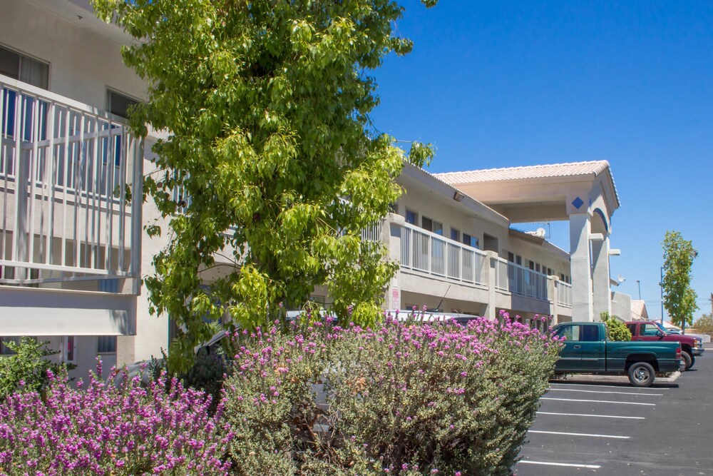 Apache Inn - photo 33