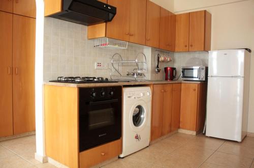 Makenzy Apartment