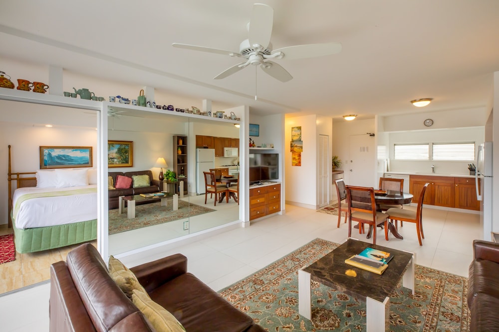 Waikiki Shore By Outrigger - photo 95