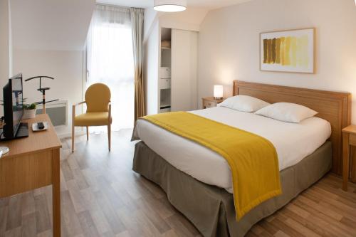 Domitys Rouen Les Mosaiques — 4-Star Luxury Hotel in Rouen, France
