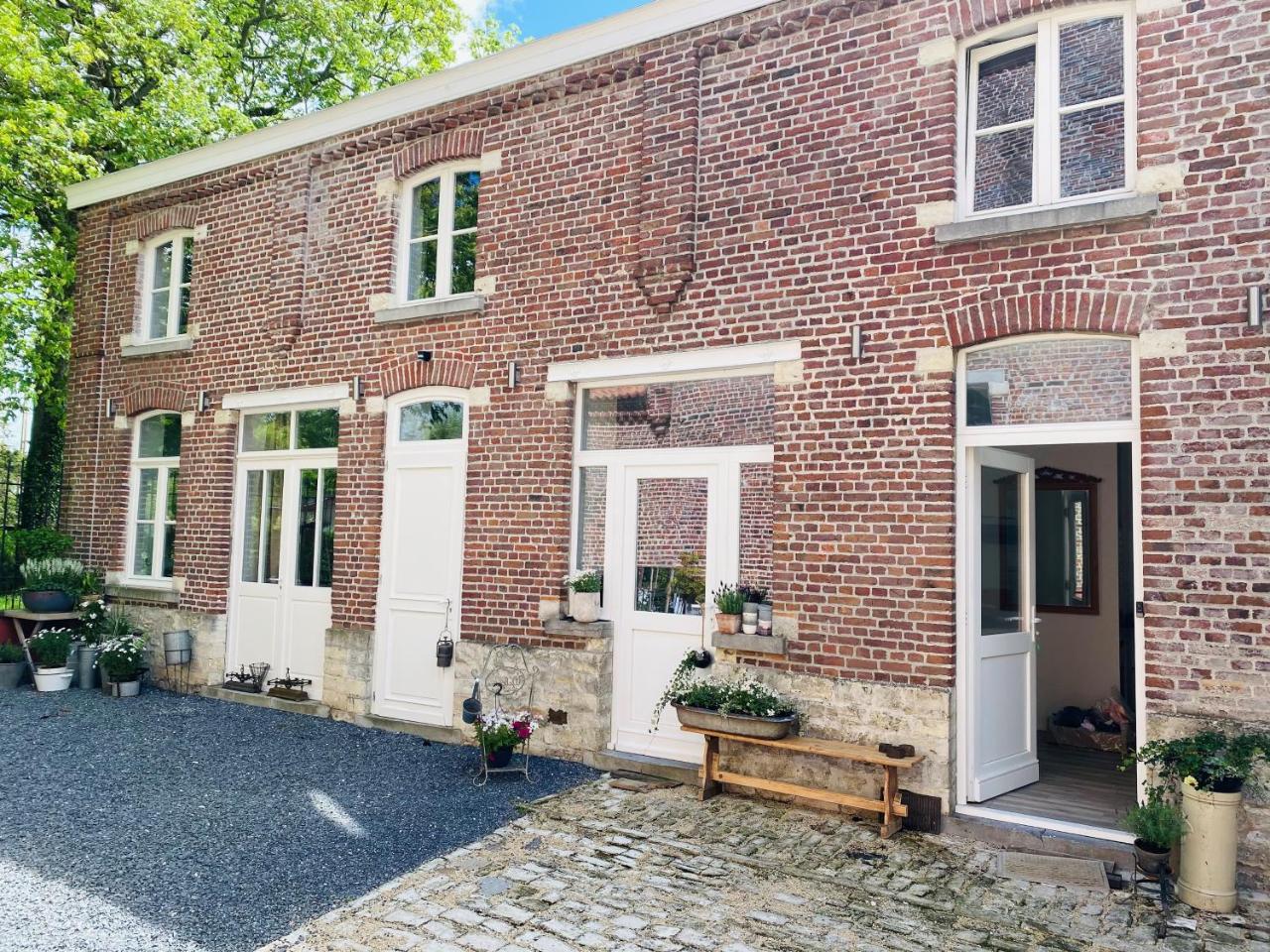 Cosy House in a Charming Village — 4-Star Luxury Hotel in Beauvechain, Belgium