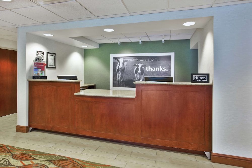 Hampton Inn White River Junction - photo 2