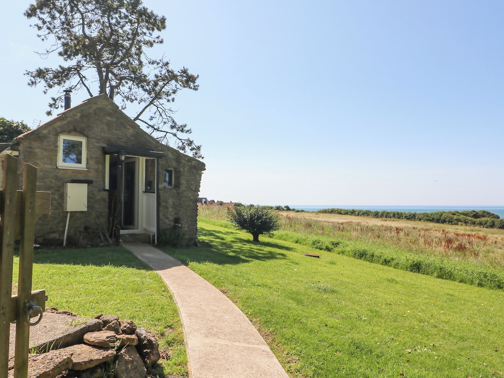 Washingpools in Maiden Newton, United Kingdom