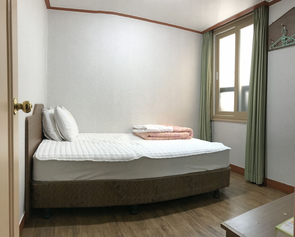 J Motel - last minute hotel in Busan