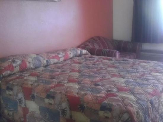 Blue Diamond Inn - photo 7
