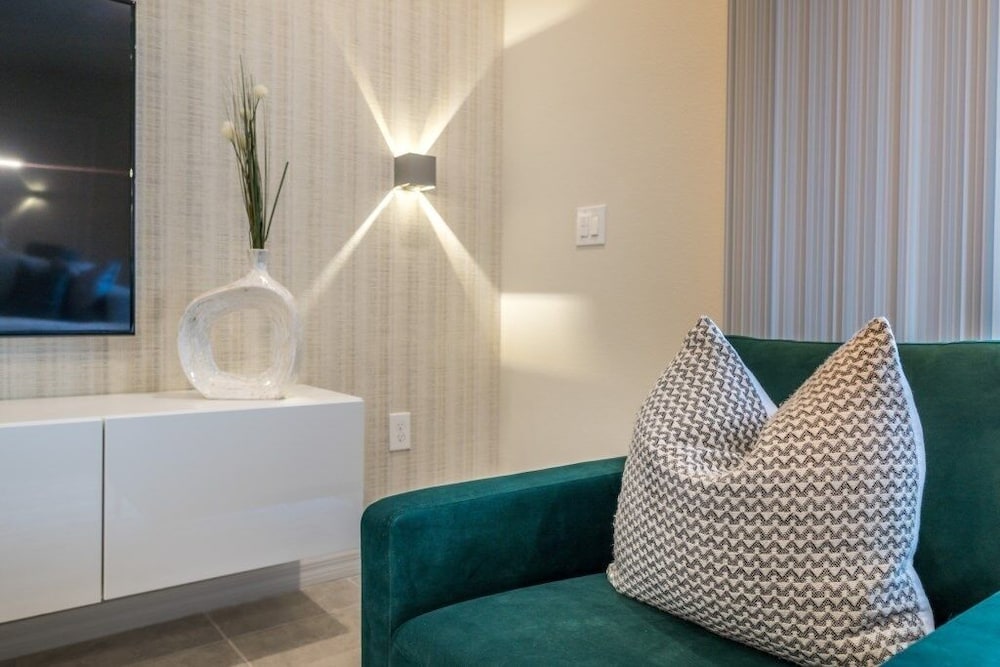 Brand New Home In Top Rated Resort Solterra 5 Bedroom Townhouse by Redawning - photo 29