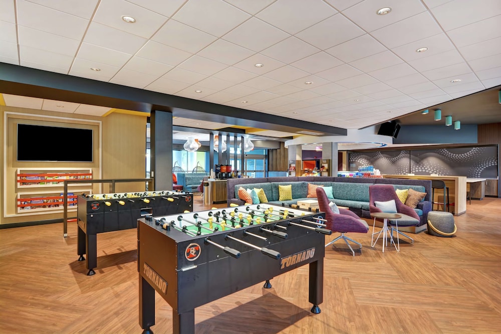 Tru by Hilton Middletown - photo 3