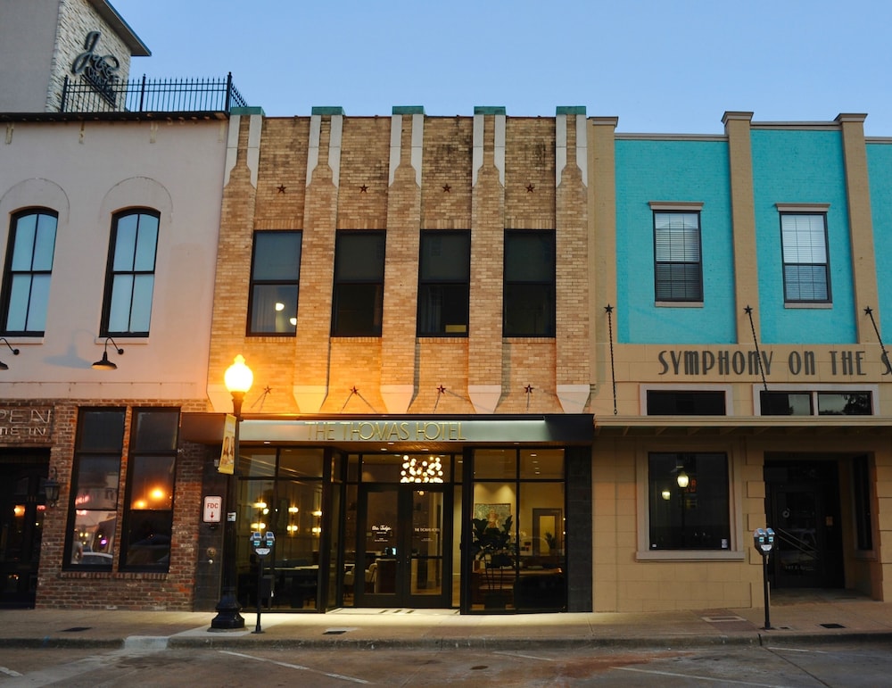 The Thomas Hotel - photo 13