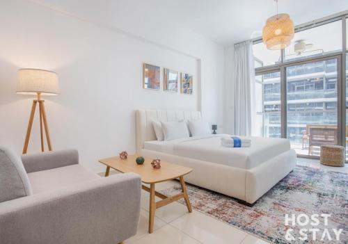 Studio in Golf Vista Damac Hills Host & Stay — 4-Star Luxury Hotel in Dubai, United Arab Emirates