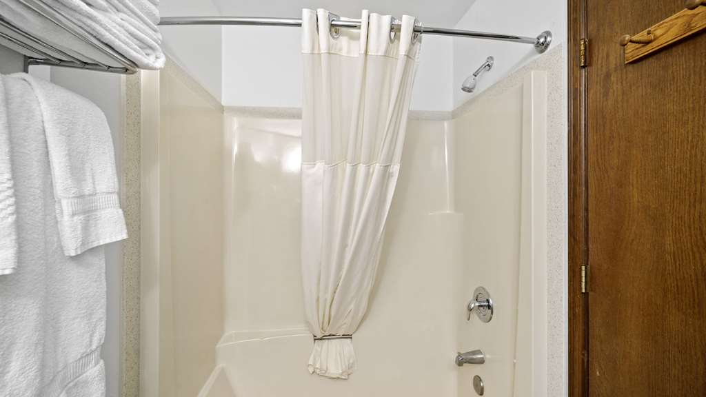 Clarion Hotel & Suites Fairbanks near Ft. Wainwright - photo 48