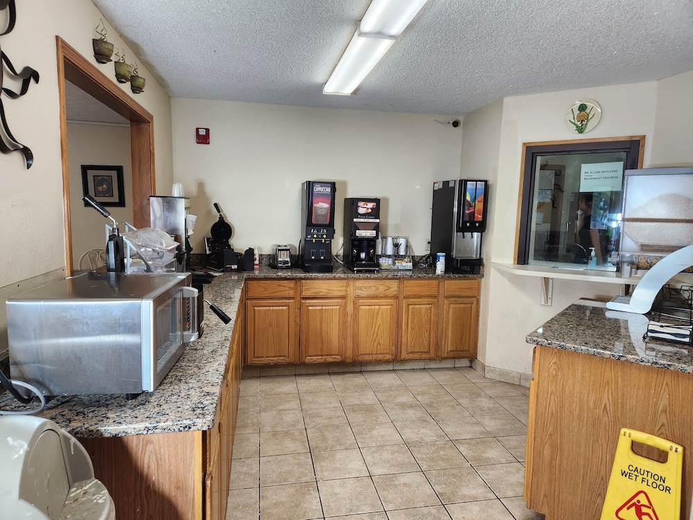 WestSpring Inn - photo 20