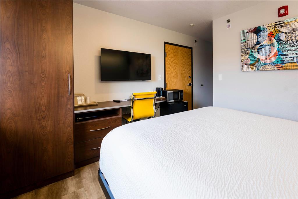 Microtel Inn & Suites by Wyndham Cheyenne - photo 18
