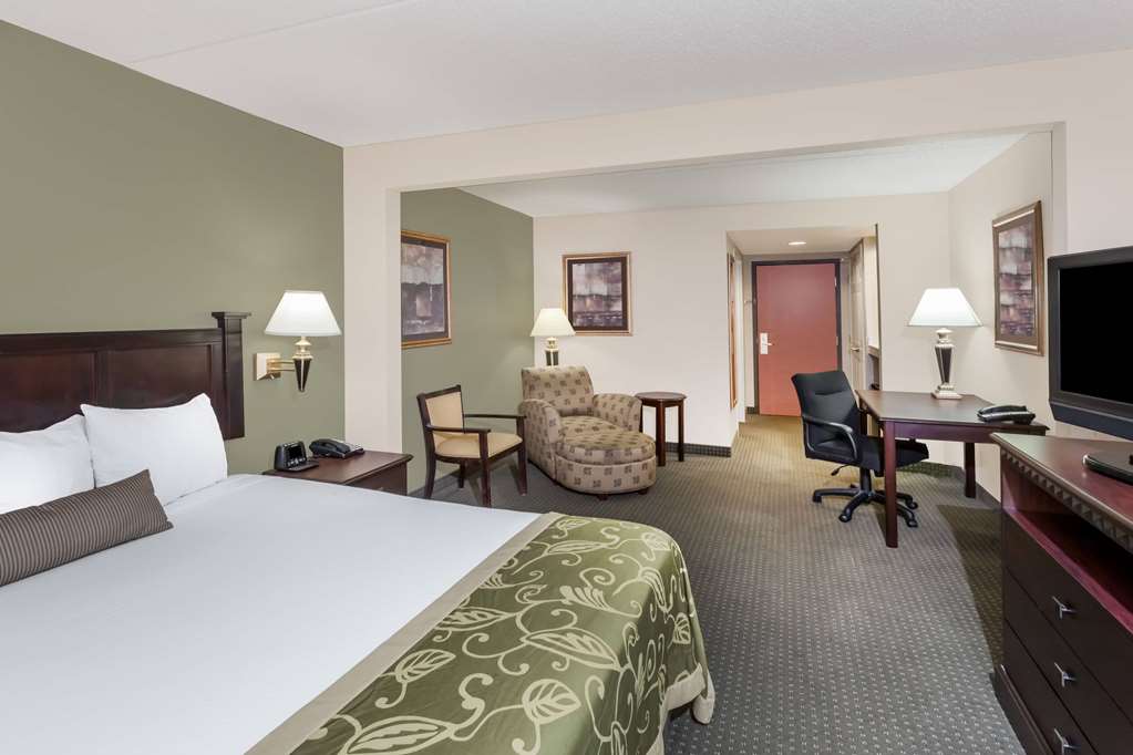 Wingate By Wyndham Peoria - photo 7