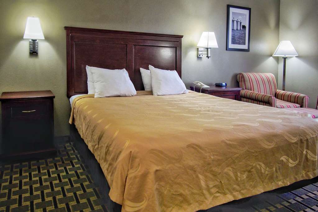 Quality Inn Moore Oklahoma City - photo 17