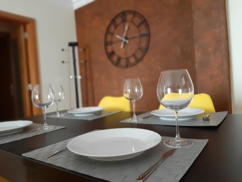 Apartamento Alfarrobeira Mar — 4-Star Luxury Hotel in Quarteira, Portugal