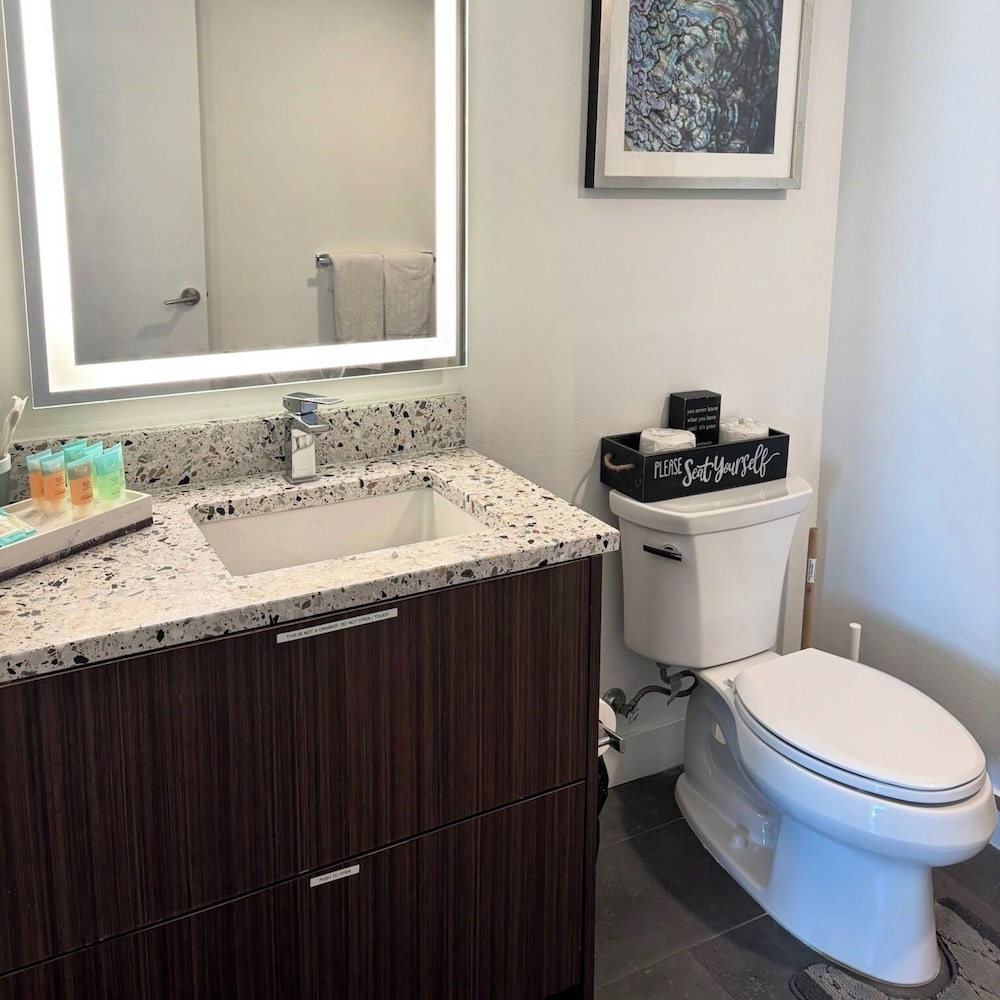 StaysPro GORGEOUS Hollywood Living Los Angeles - photo 61