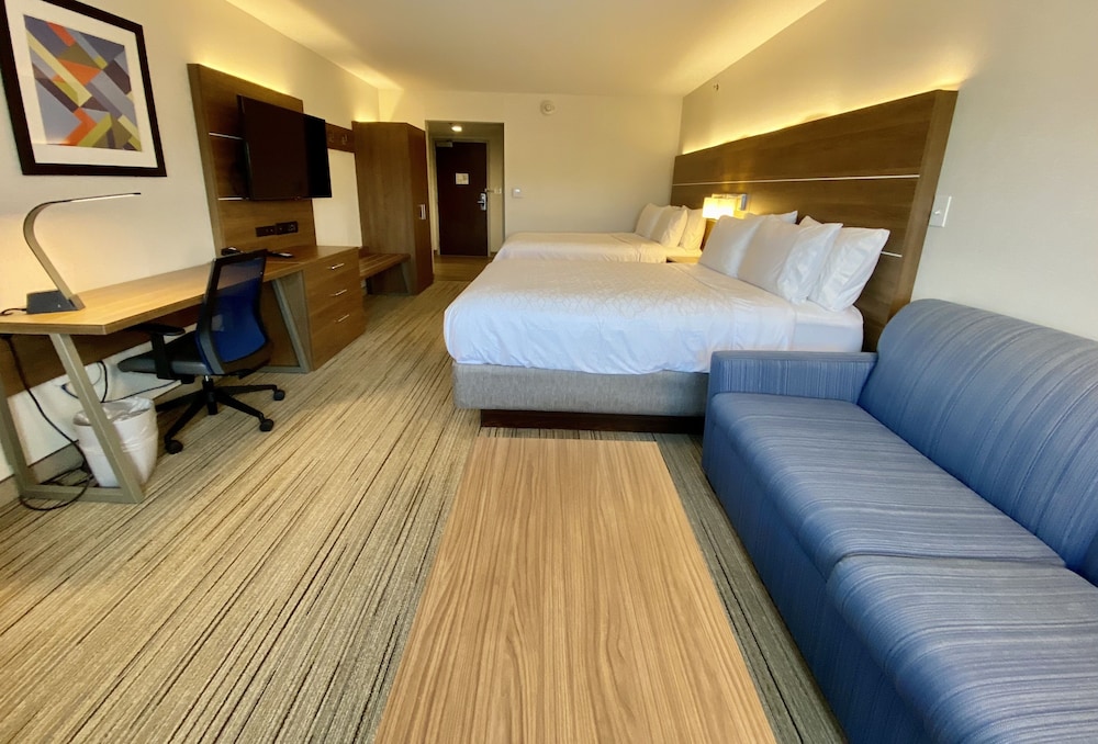 Holiday Inn Express Boston by IHG - photo 30