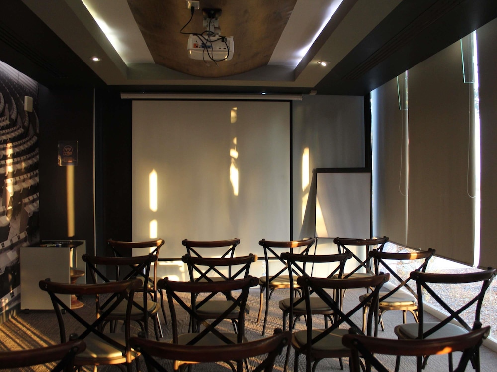 Ibis Culiacan