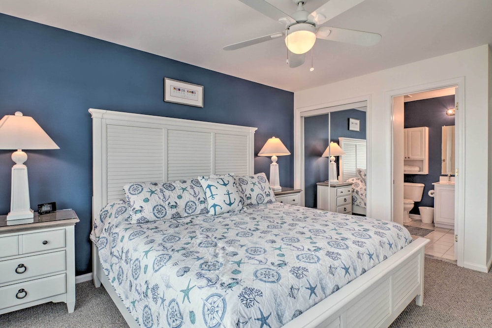 Ocean View Resort Condo w Pool Access & Bay Views - photo 10