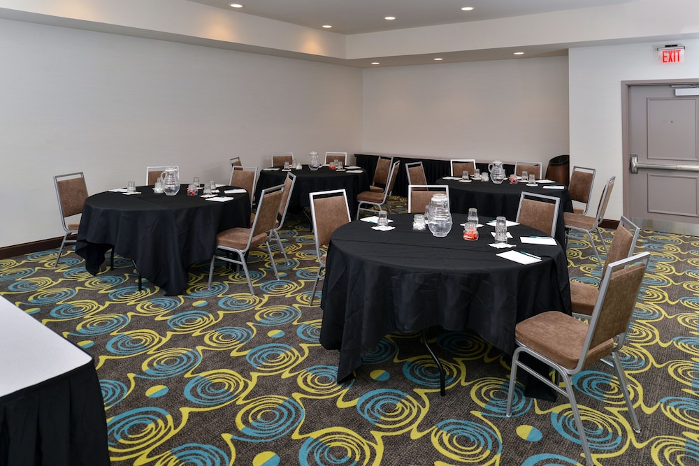 Homewood Suites By Hilton Cincinnati Mason - photo 50