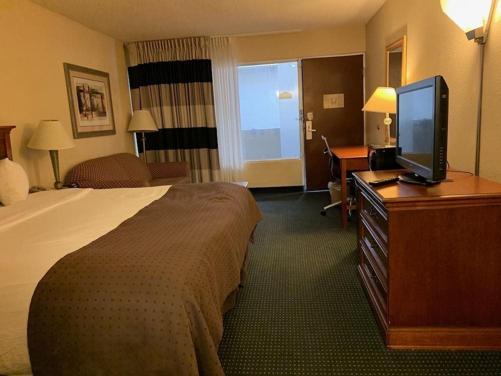Hotel Lafayette LA North - photo 6