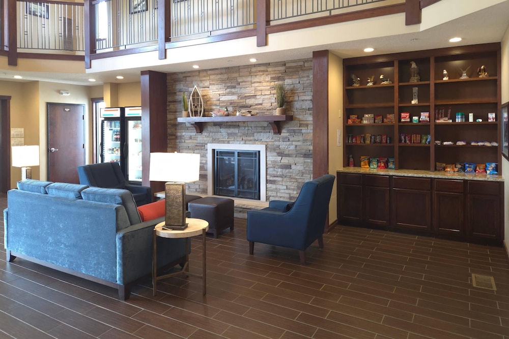 MainStay Suites LeClaire Quad Cities - photo 6