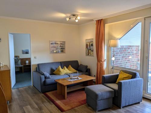 Trafalgar 355 — 4-Star Luxury Hotel in Cuxhaven, Germany