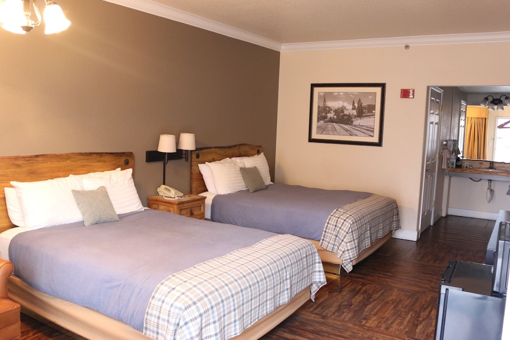 Historian Inn - photo 26