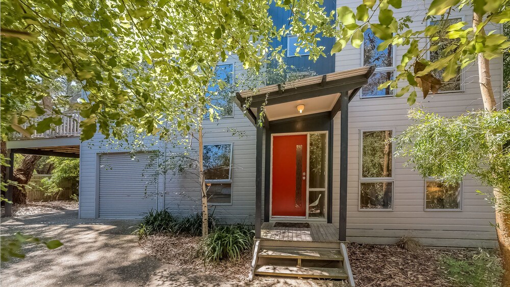 Salt Water Secret Surf Side — hotel in Inverloch