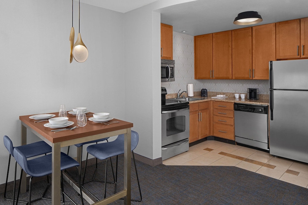 Residence Inn by Marriott Los Angeles Burbank Downtown - photo 14