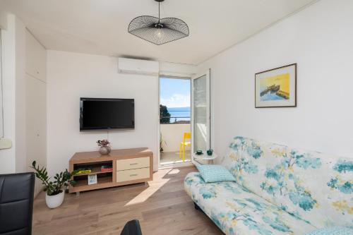 Bounty Apartment — 4-Star Luxury Hotel in Omis, Croatia