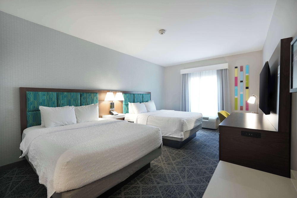 Hampton Inn & Suites Tulsa Central - photo 19