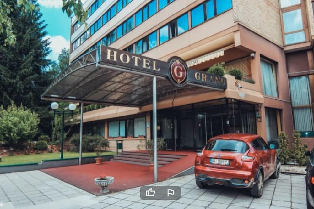 Hotel Grand — hotel in Peshawar
