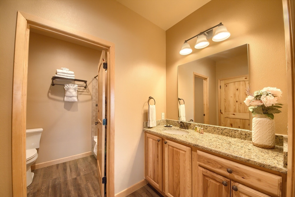 Old Mills Resort OM A14 3 Bedroom Condo by RedAwning - photo 15