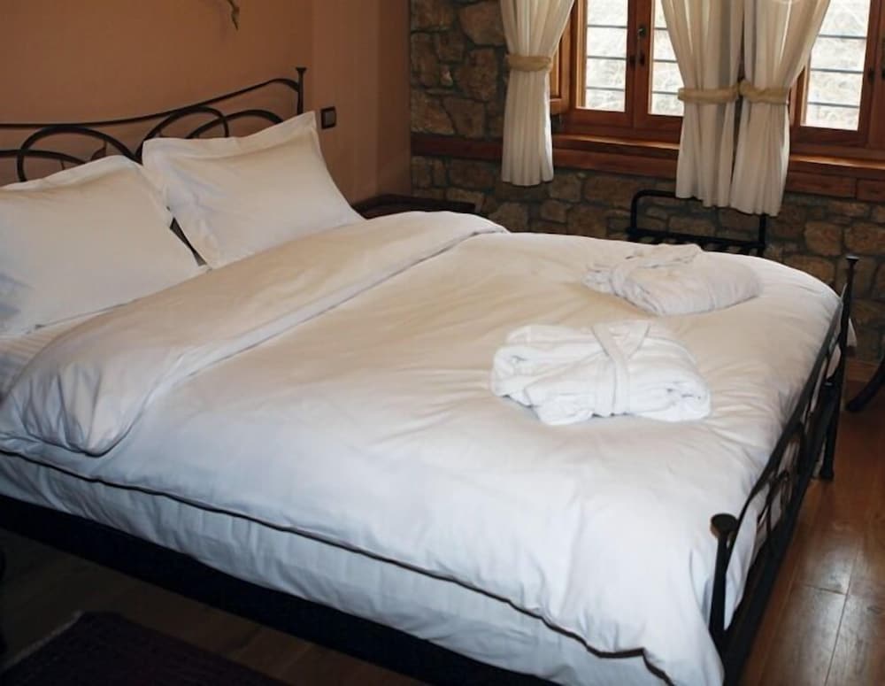 Roes Suites — Loutraki — photo 5