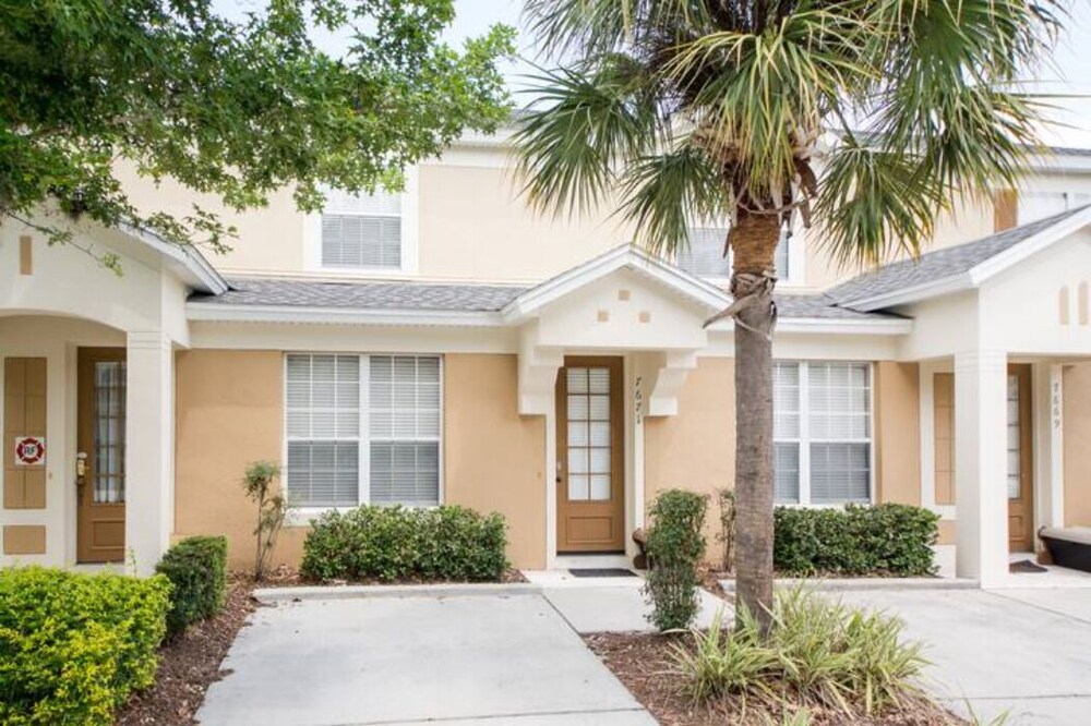 3BR Windsor Hills Townhome 7671 by OVRH VR - photo 29